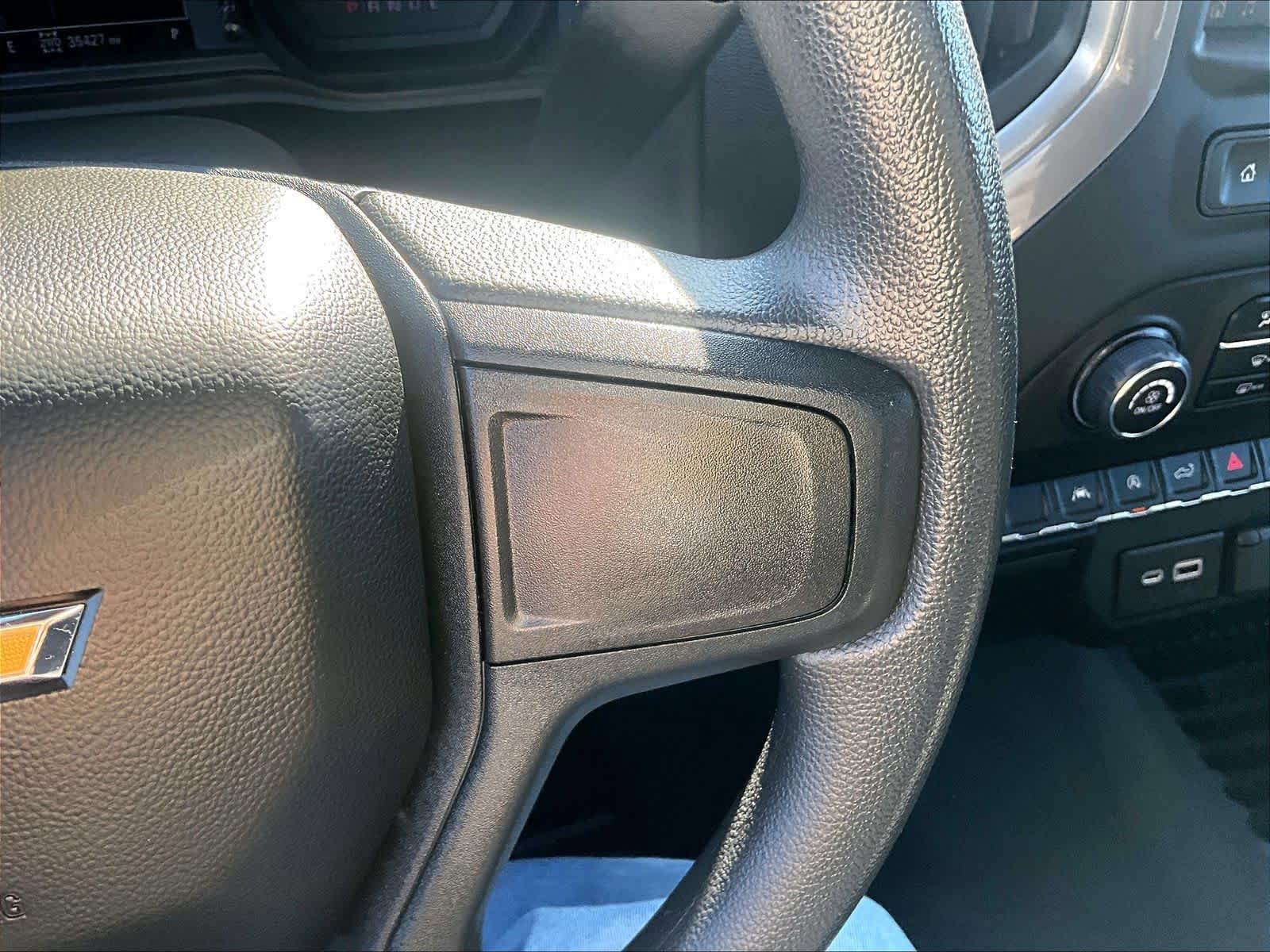 Used 2023 Chevrolet Silverado 1500 Custom AWD/4WD image 24
