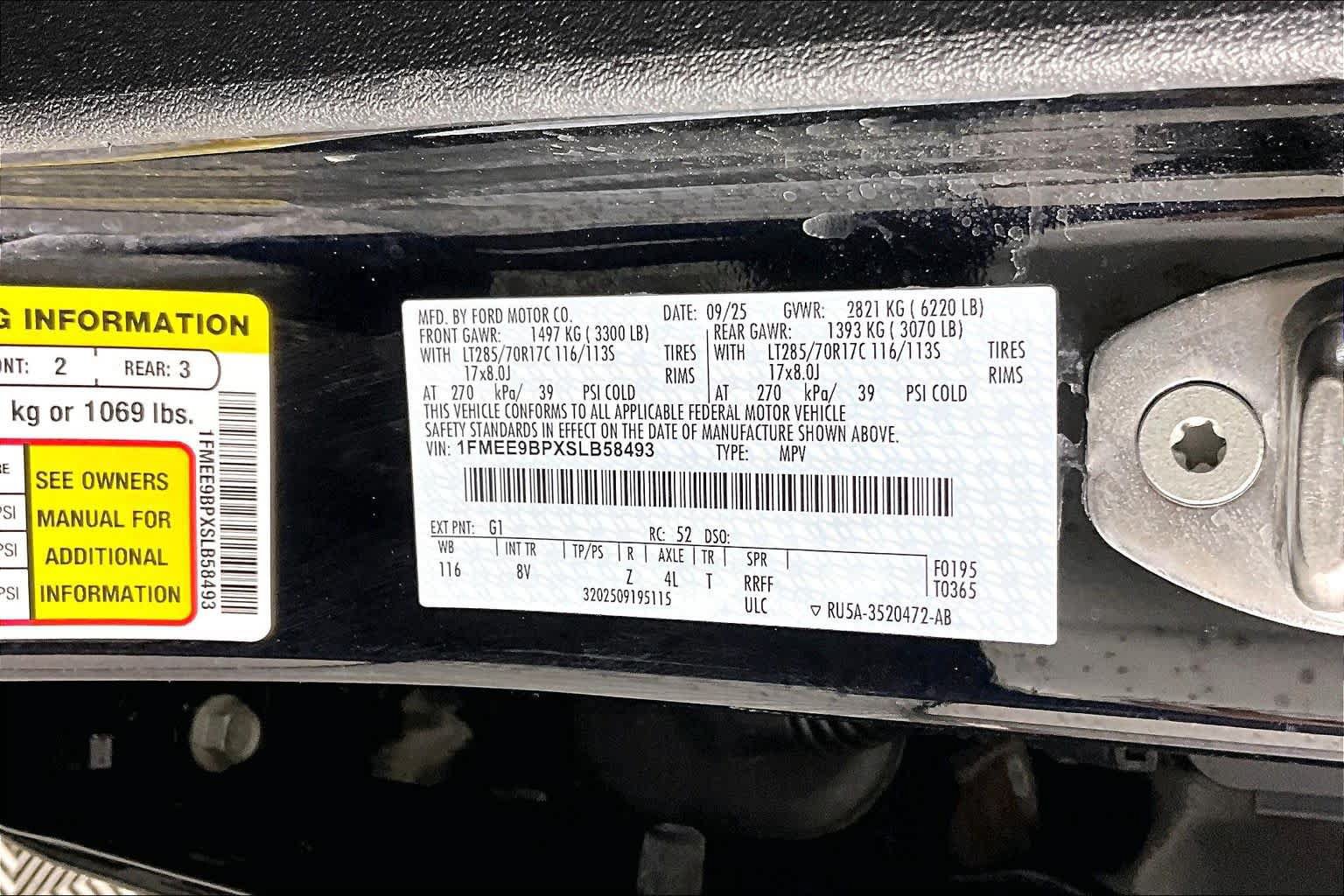 Used 2025 Ford Bronco Badlands AWD/4WD image 32