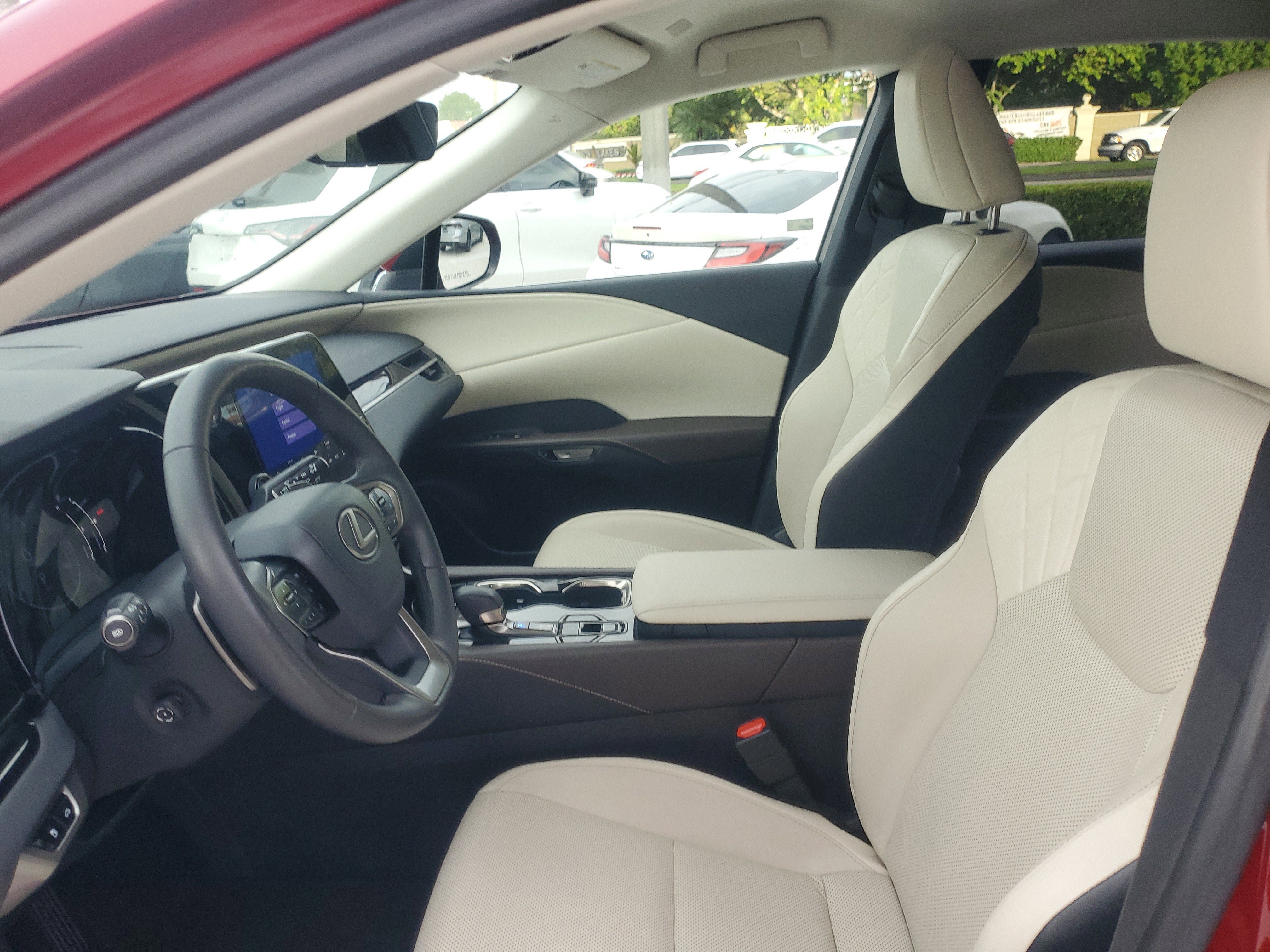 Used 2023 Lexus RX 350 FWD image 19