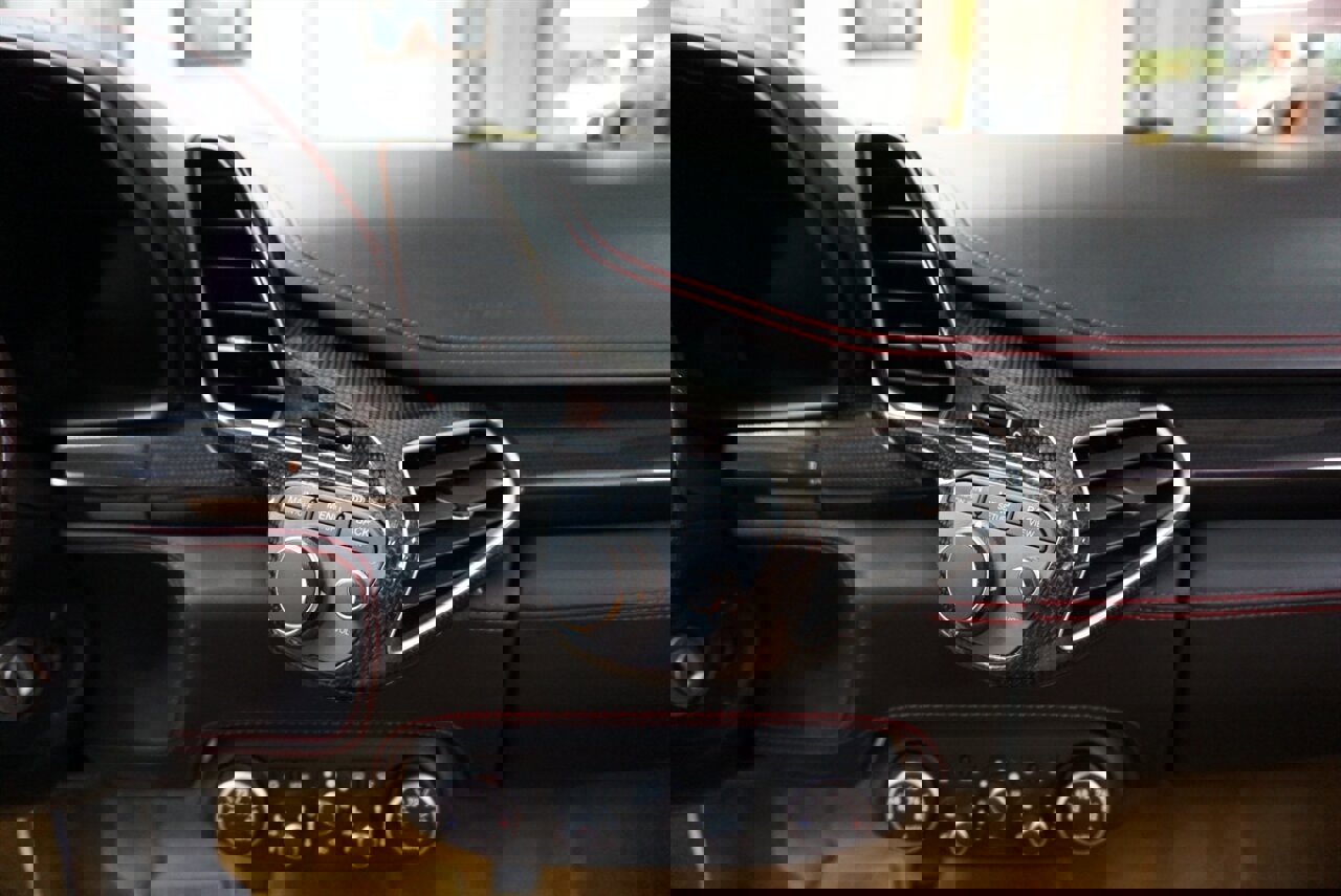 Used 2010 Ferrari 458 Italia Coupe RWD image 13