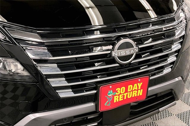New 2025 Nissan Rogue SL image 15
