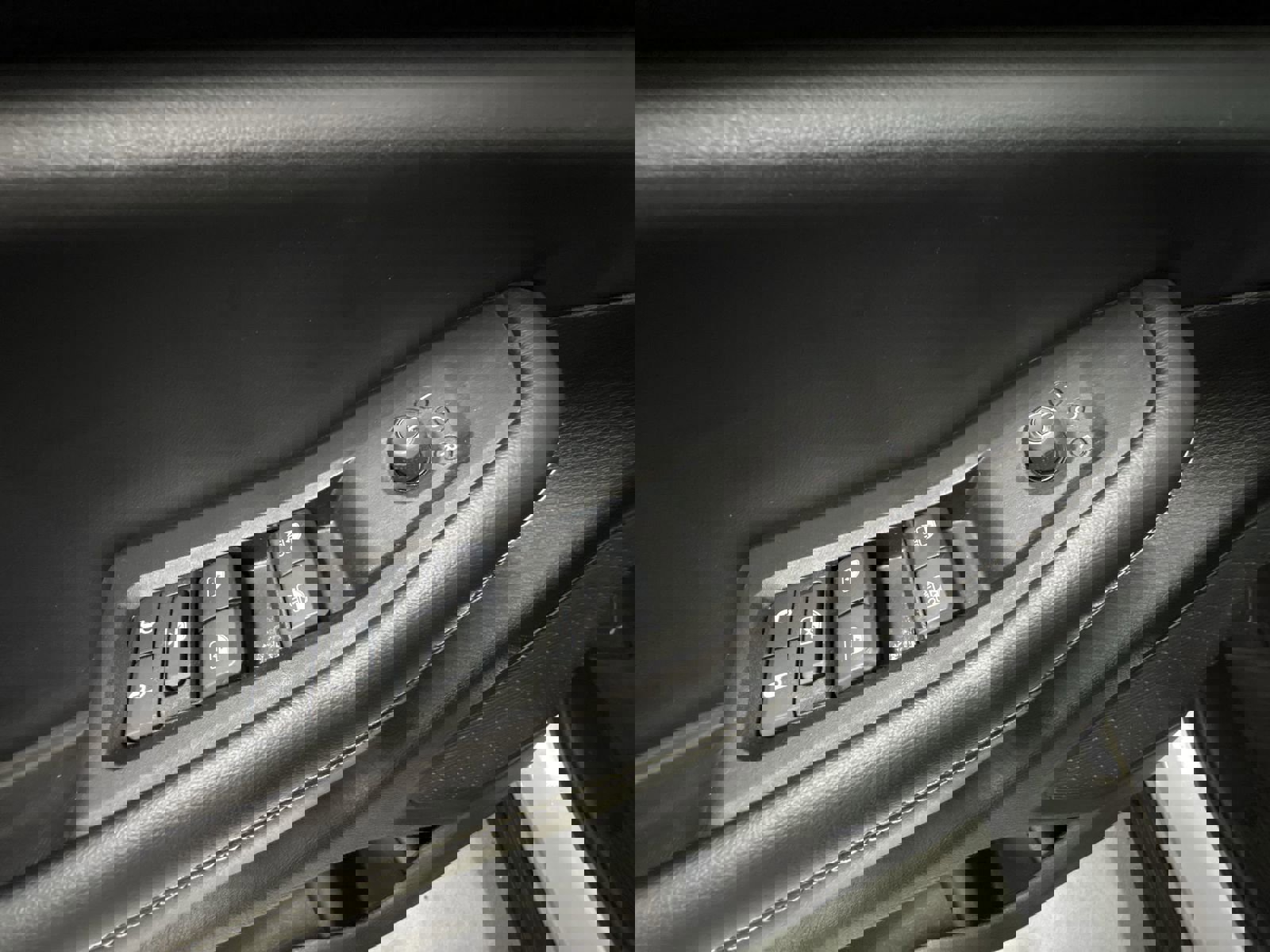 Used 2024 Jeep Grand Cherokee Altitude image 23