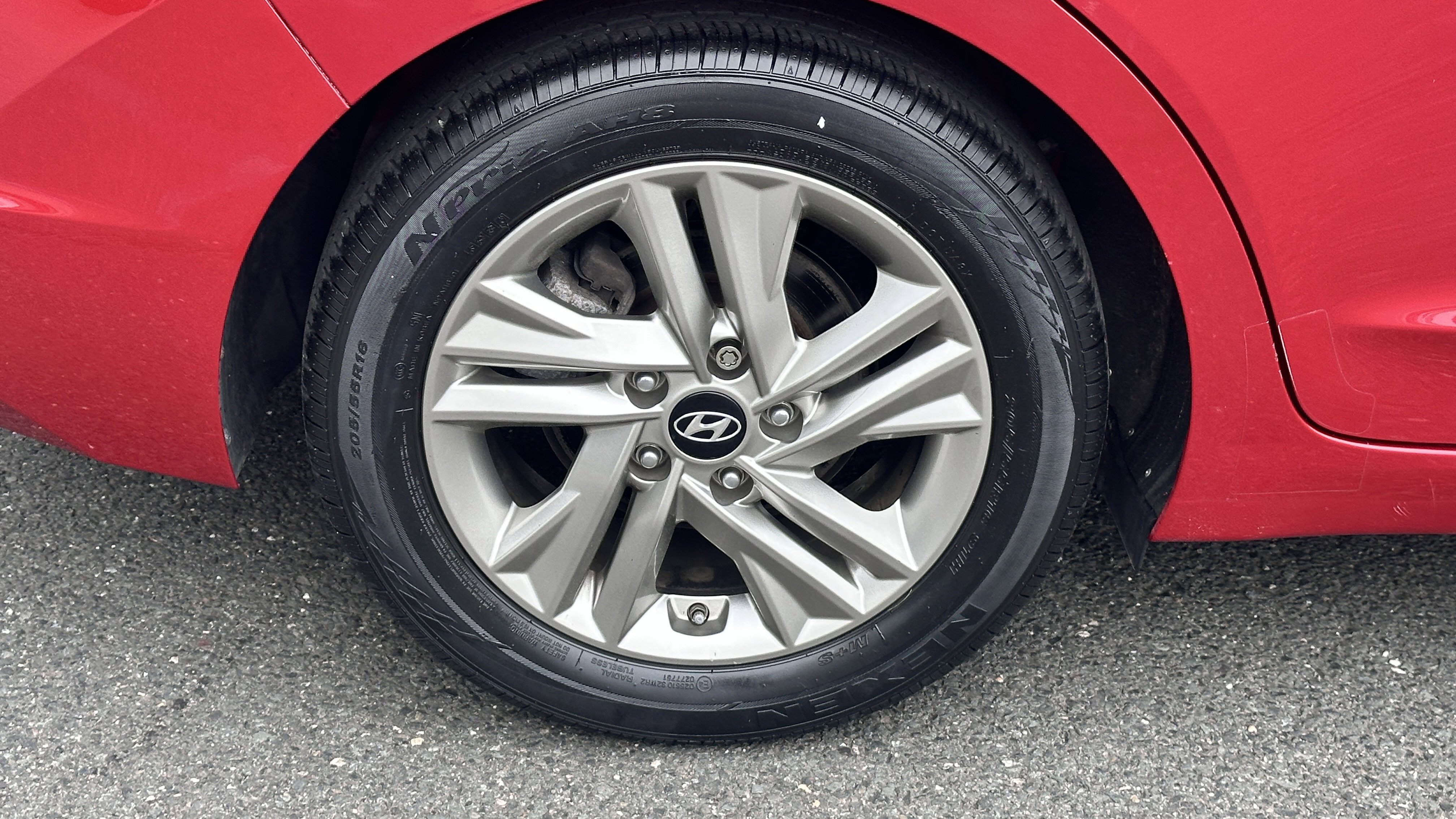 Used 2019 Hyundai Elantra Value Edition FWD image 18
