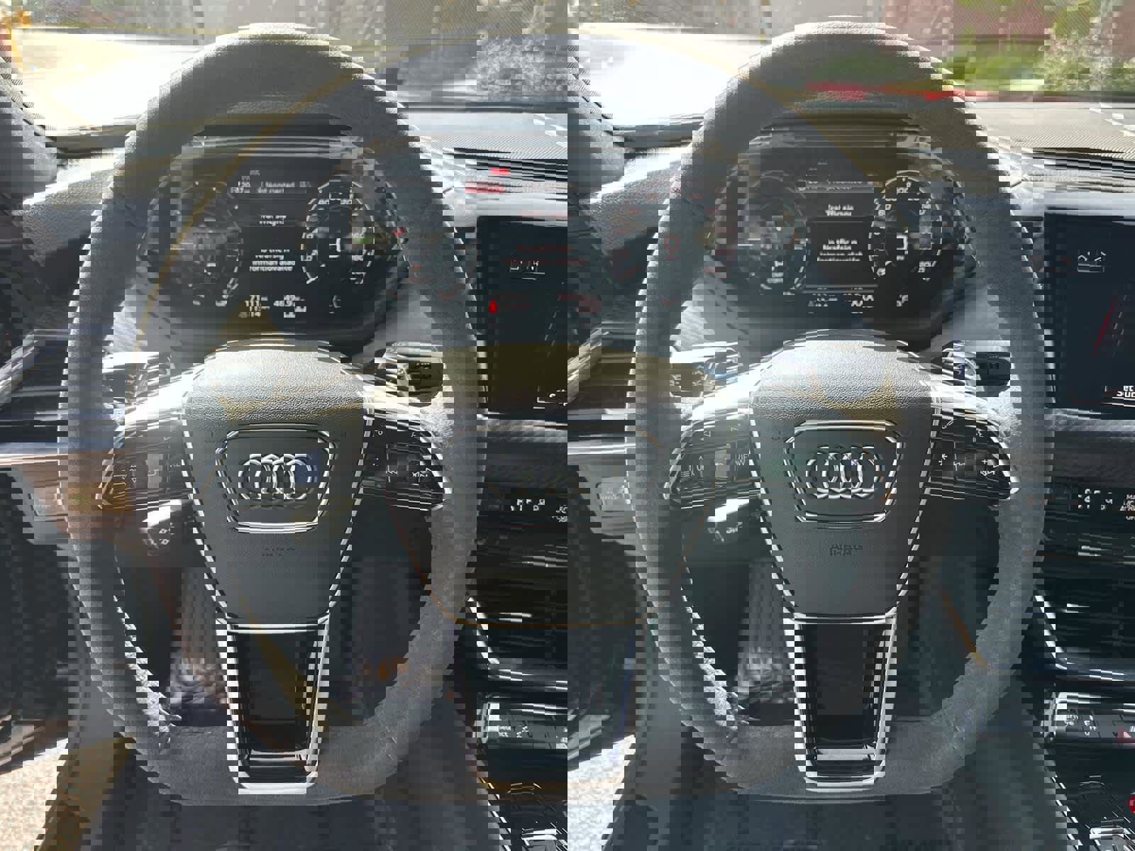 Used 2022 Audi e-tron GT Premium Plus image 15