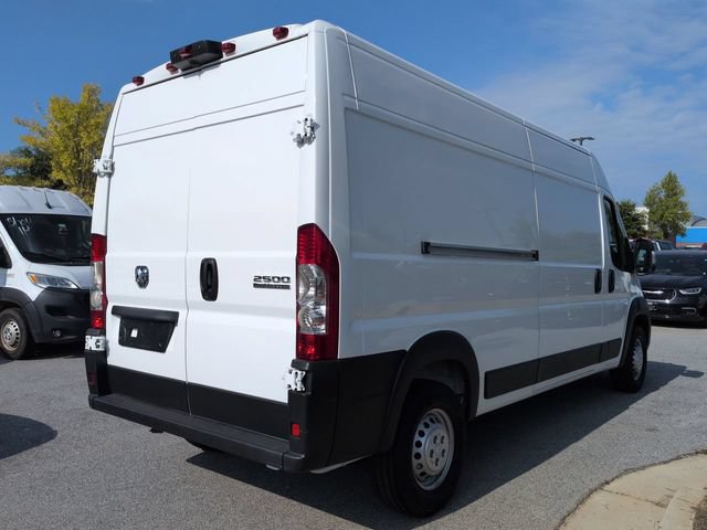 Used 2026 RAM ProMaster 2500 w/ Convenience Group FWD image 4