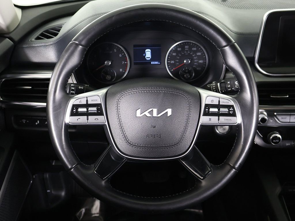 Used 2022 Kia Telluride LX image 39