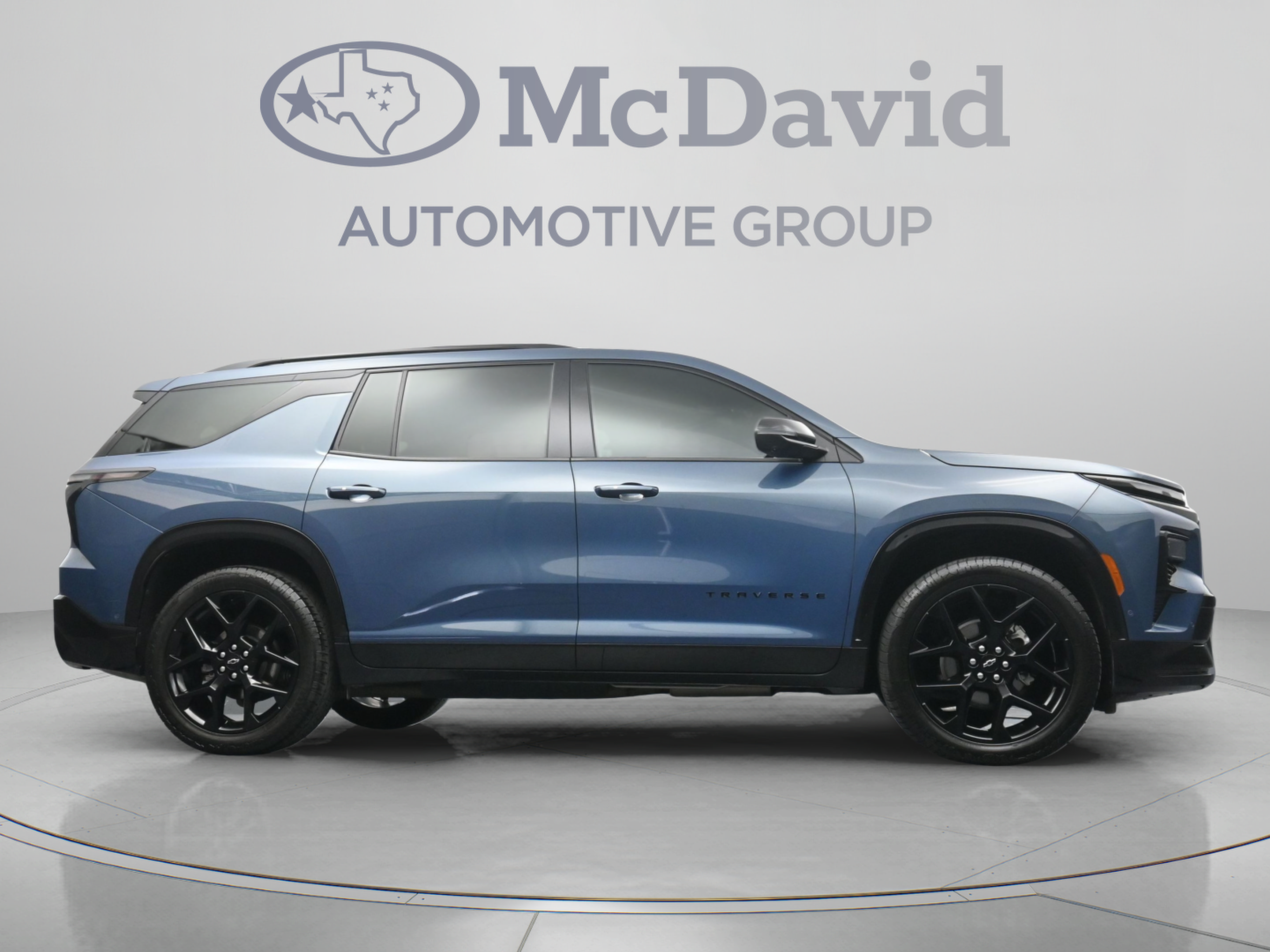 Used 2025 Chevrolet Traverse RS w/ LPO, Cargo Package AWD/4WD image 33