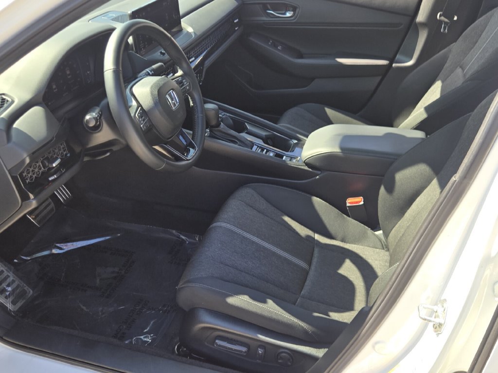 Certified 2024 Honda Accord Sport image 9