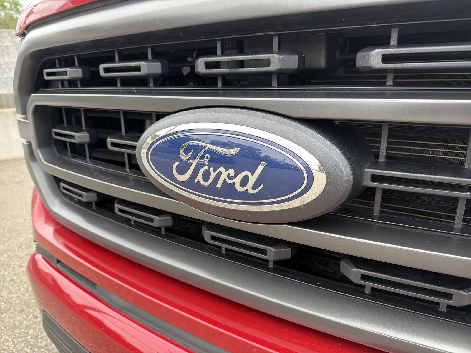 Used 2022 Ford F150 XLT w/ Equipment Group 302A High AWD/4WD image 16