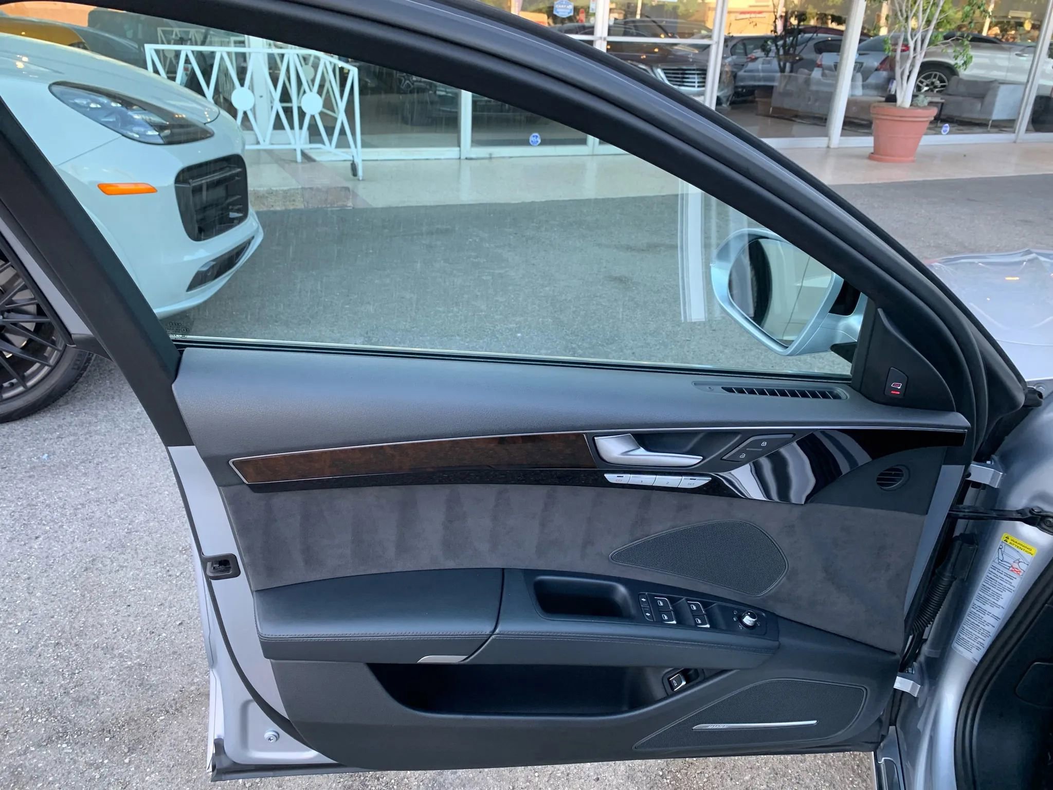 Used 2015 Audi A8 L 4.0T w/ Premium Package AWD/4WD image 18