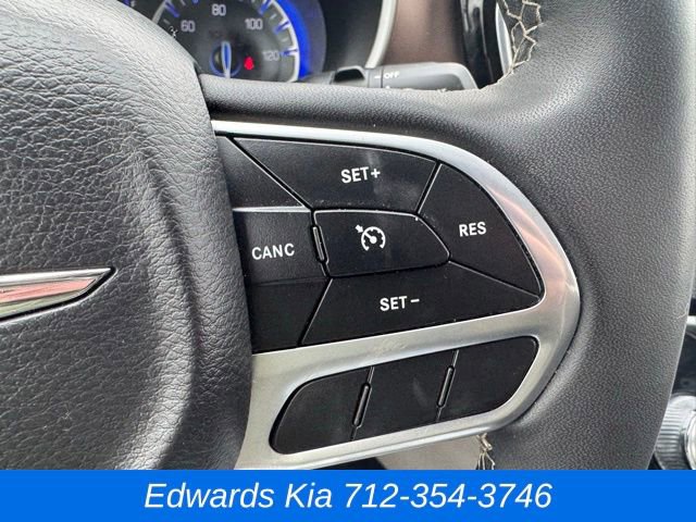 Used 2023 Chrysler Voyager LX image 24