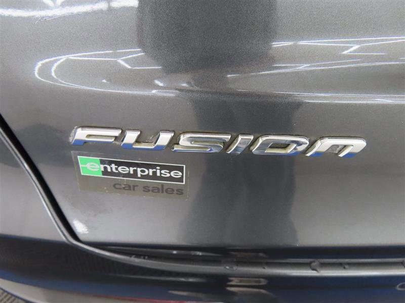 Used 2020 Ford Fusion SEL image 10