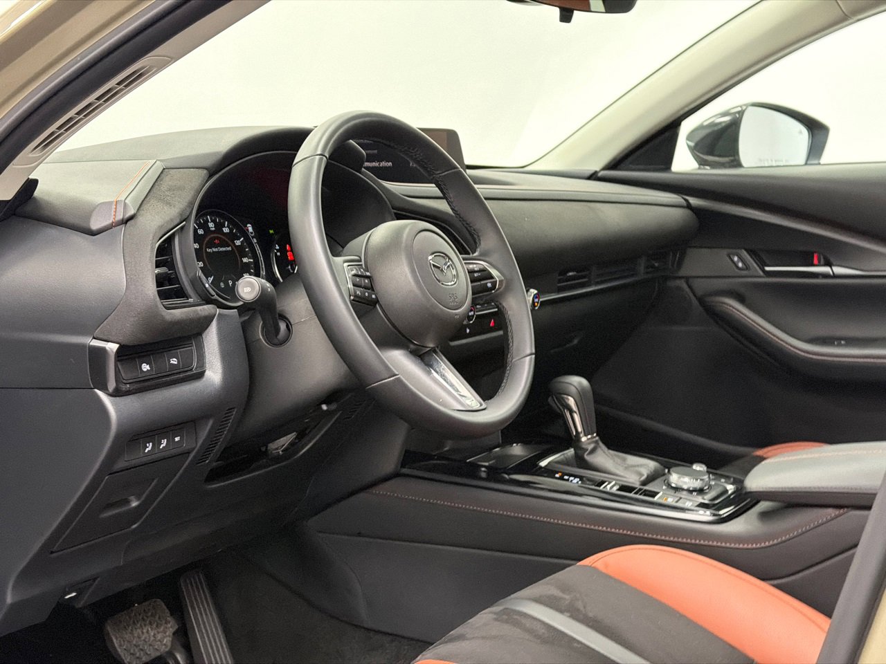 Certified 2025 MAZDA CX-30 Carbon image 15