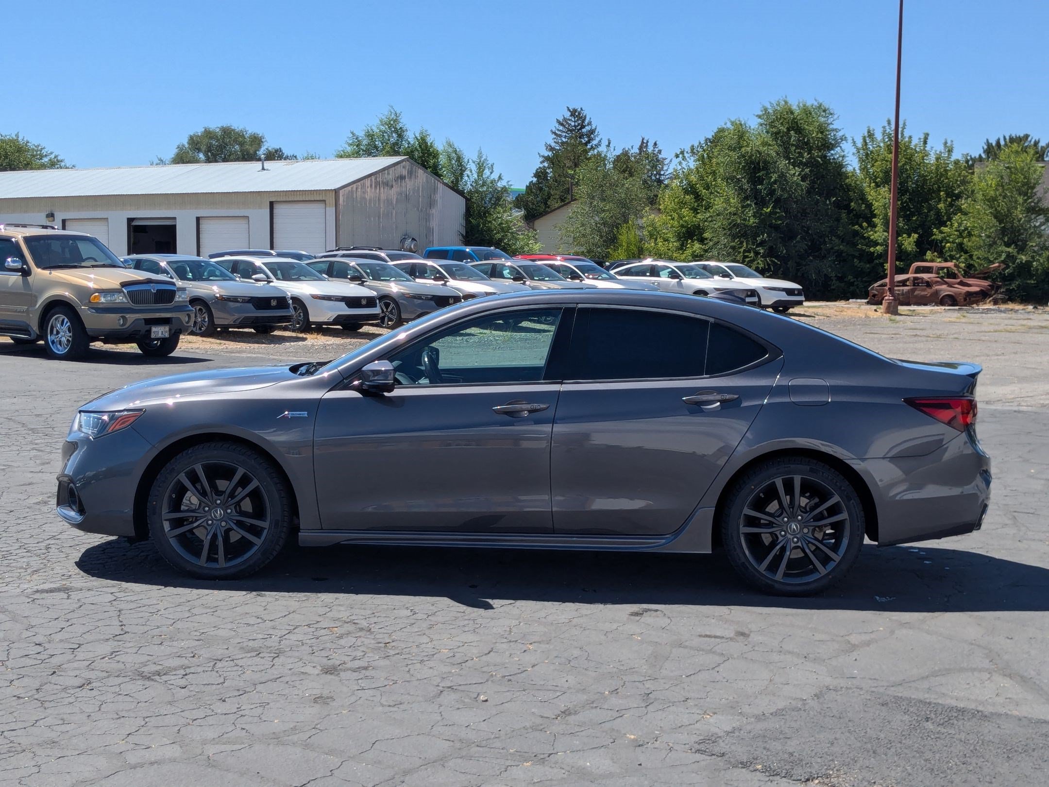 Used 2019 Acura TLX w/ Technology & A-SPEC Package AWD/4WD image 9