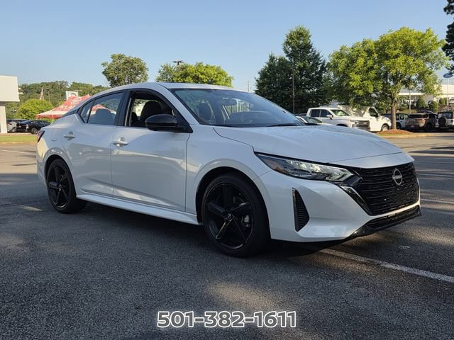 Used 2025 Nissan Sentra SR w/ SR Premium Package FWD image 7