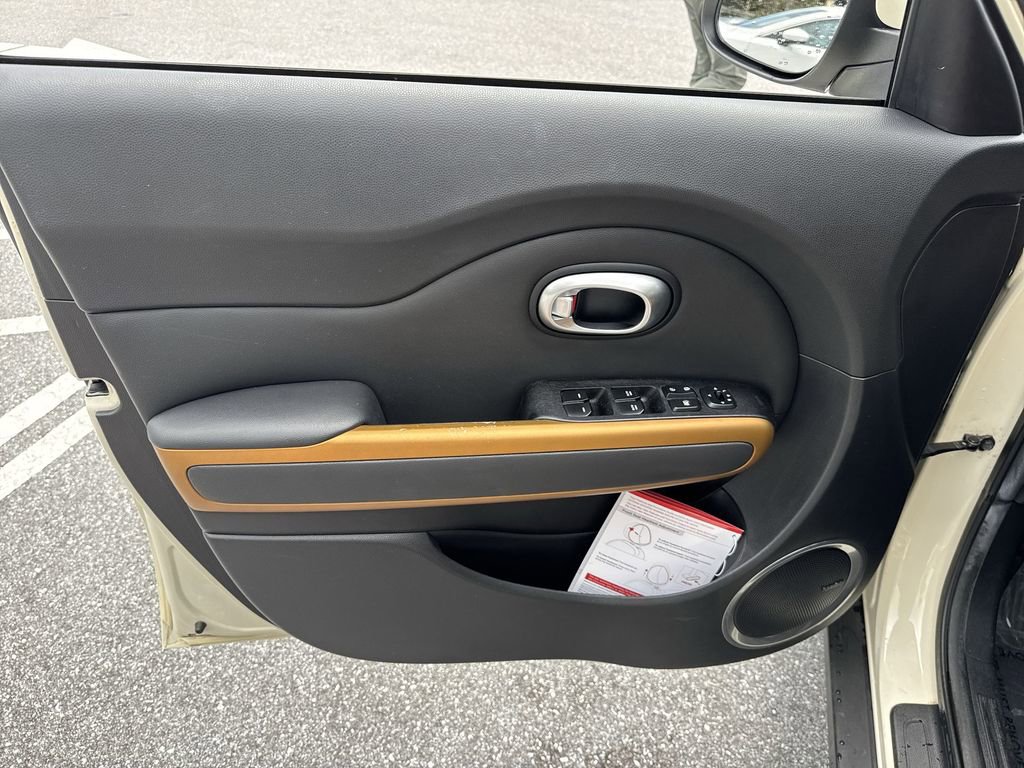 Used 2015 Kia Soul ! w/ Sun & Sound Package image 38