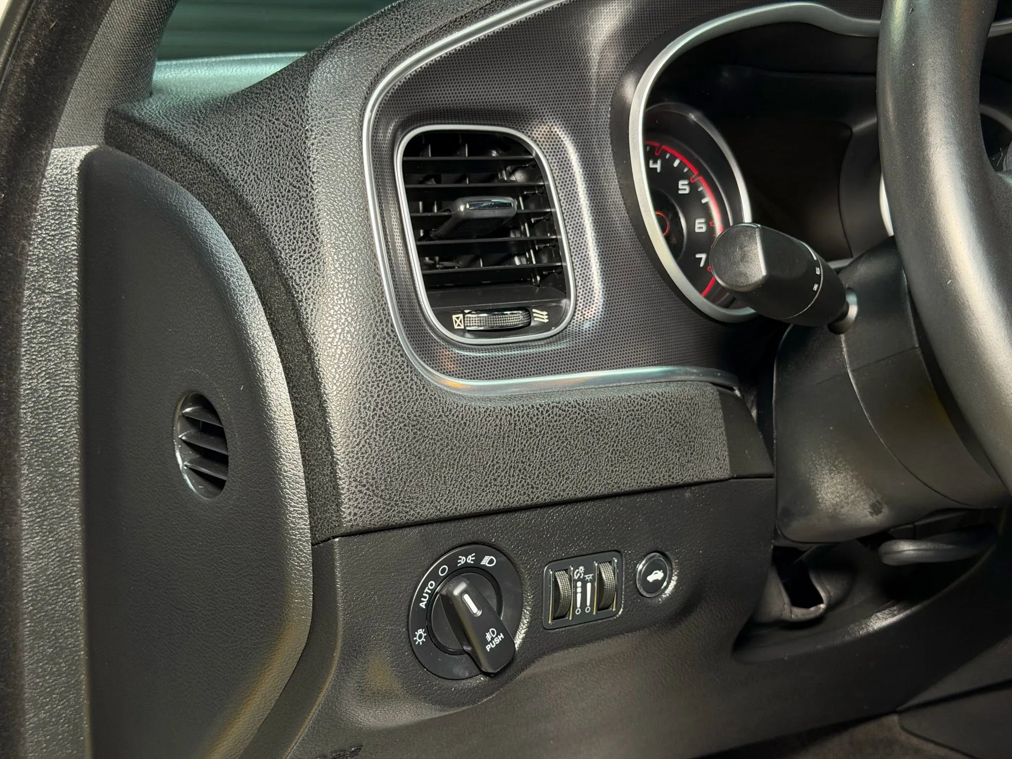 Used 2016 Dodge Charger R/T w/ Navigation & Travel Group image 37