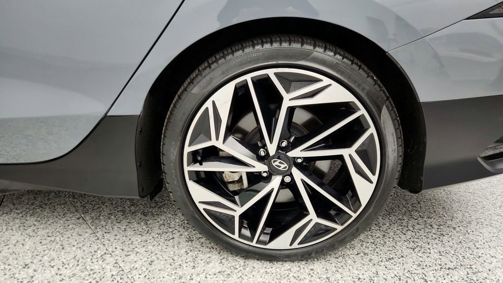 Used 2023 Hyundai Ioniq 6 SEL w/ Cargo Package image 9