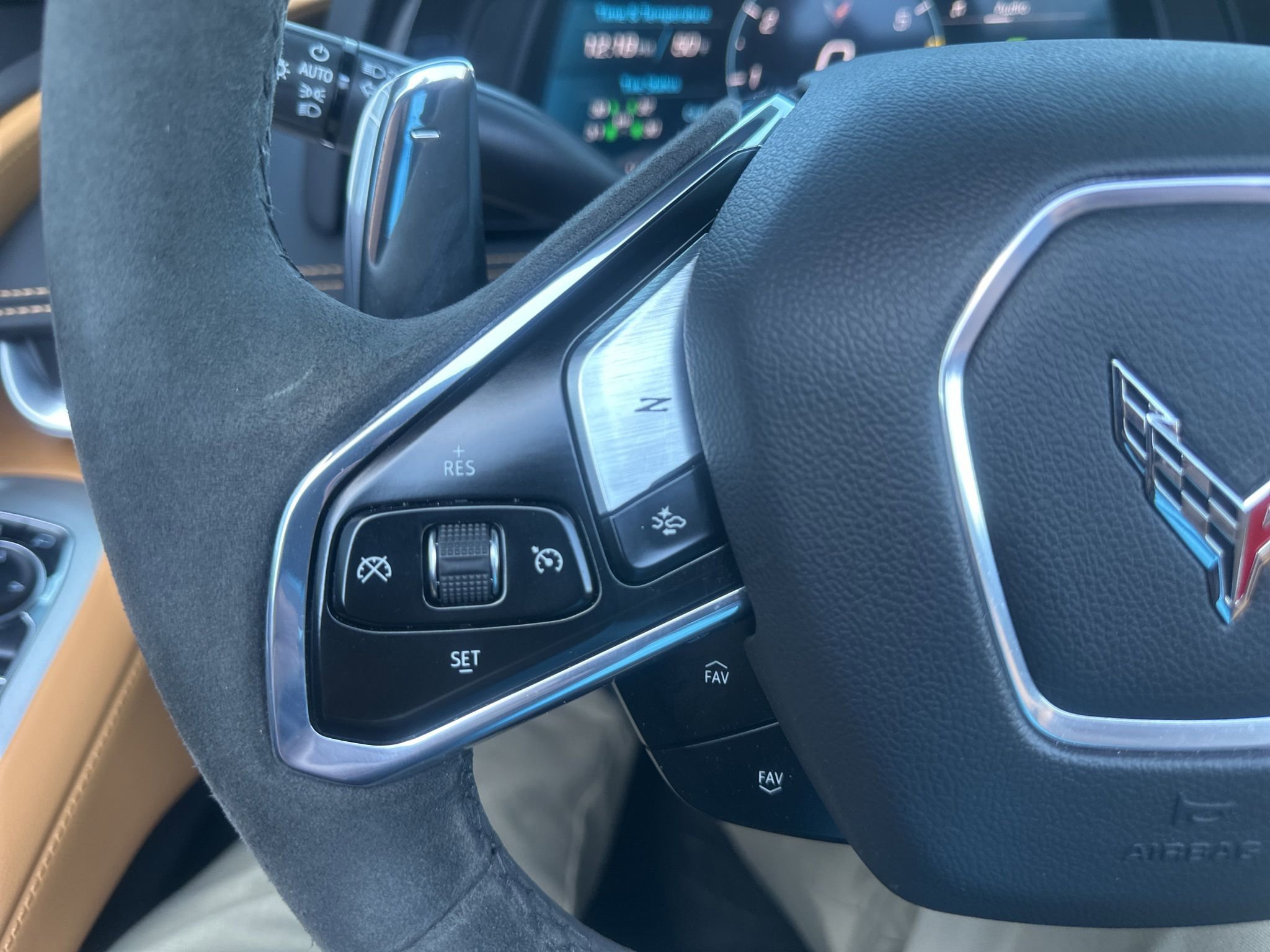 Used 2024 Chevrolet Corvette Stingray Preferred Conv image 40