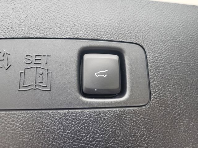 Used 2022 Lincoln Corsair FWD w/ Equipment Group 101A image 6