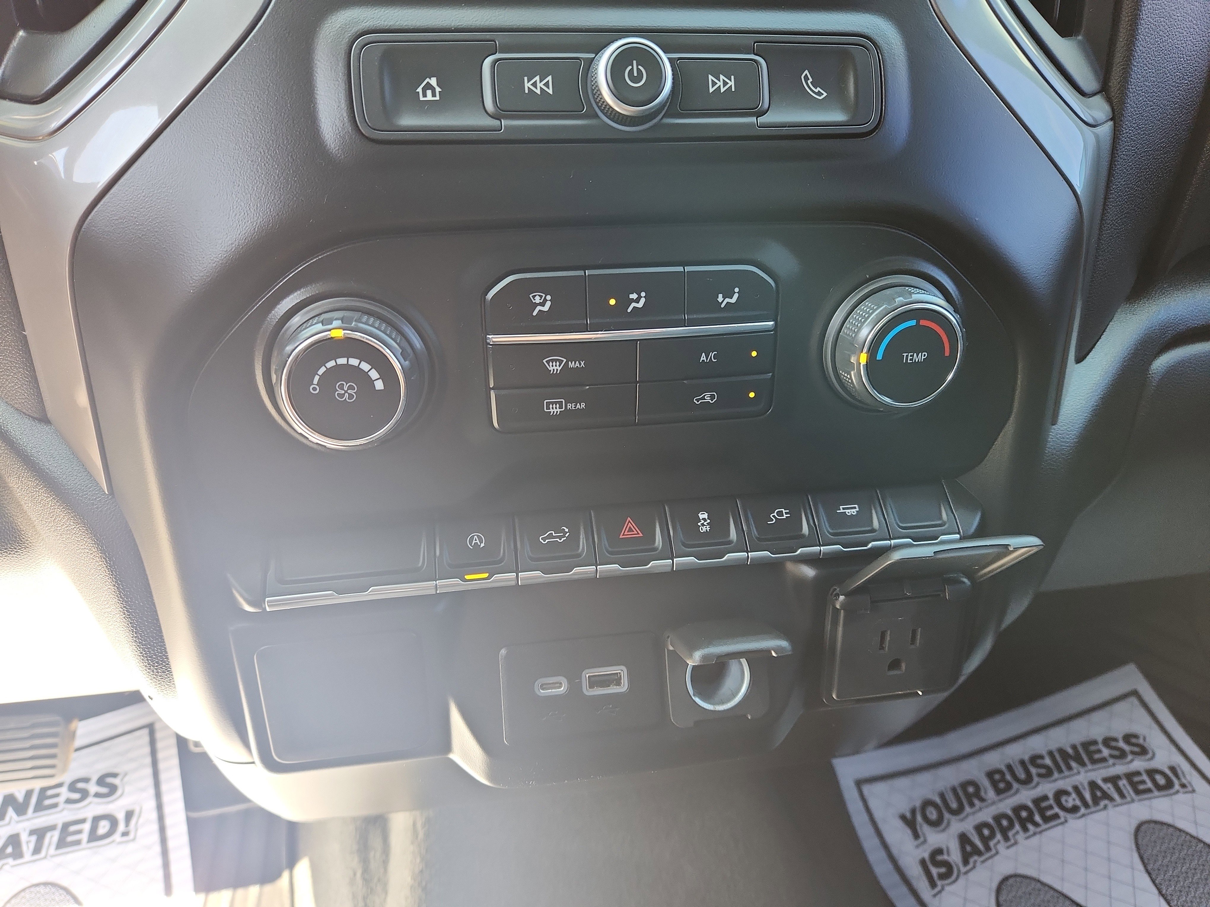 Used 2021 Chevrolet Silverado 1500 Custom image 21