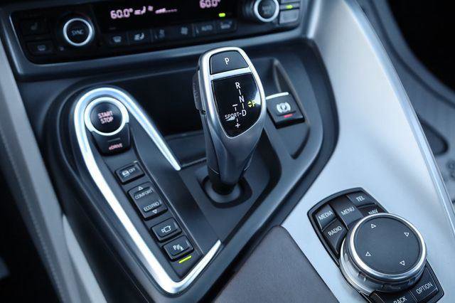 Used 2014 BMW i8 image 33