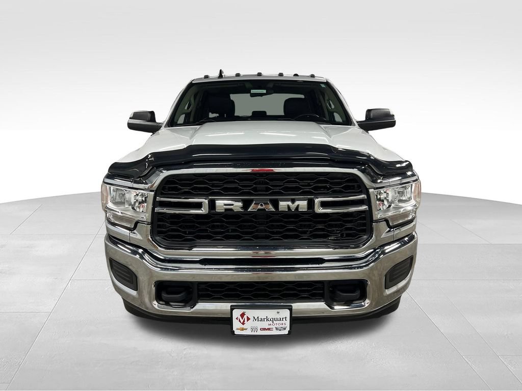 Used 2020 RAM 3500 Tradesman w/ Chrome Appearance Group AWD/4WD image 3