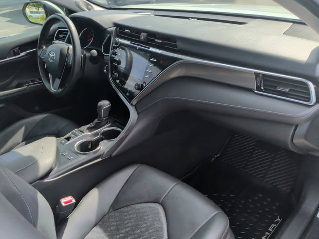 Used 2018 Toyota Camry XSE FWD image 17