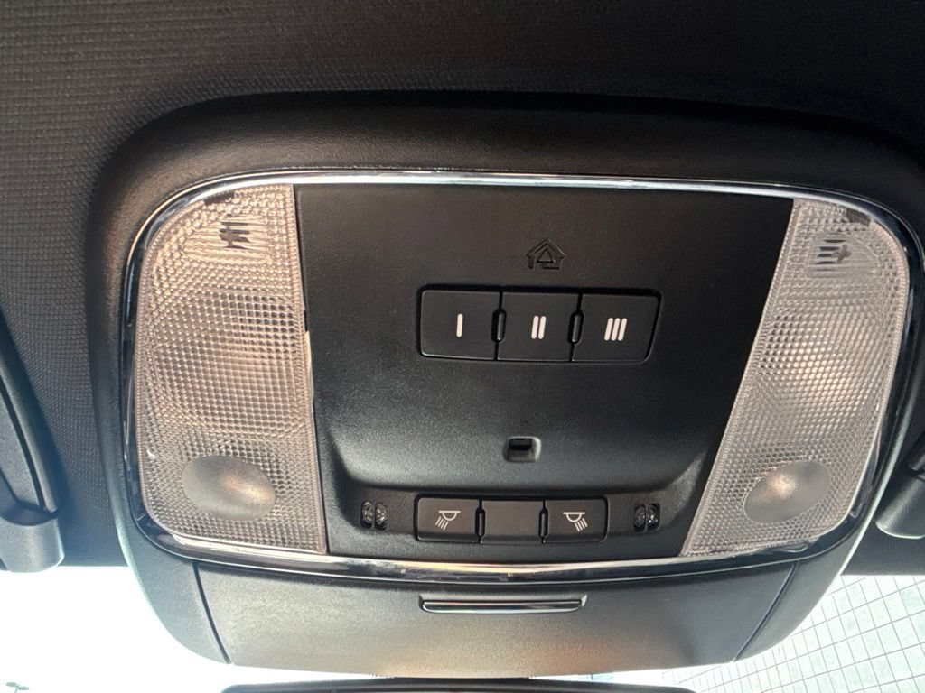 Used 2022 Dodge Charger Scat Pack w/ Plus Group RWD image 16
