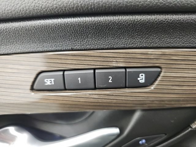 Used 2022 GMC Terrain Denali w/ Denali Premium Package AWD/4WD image 14