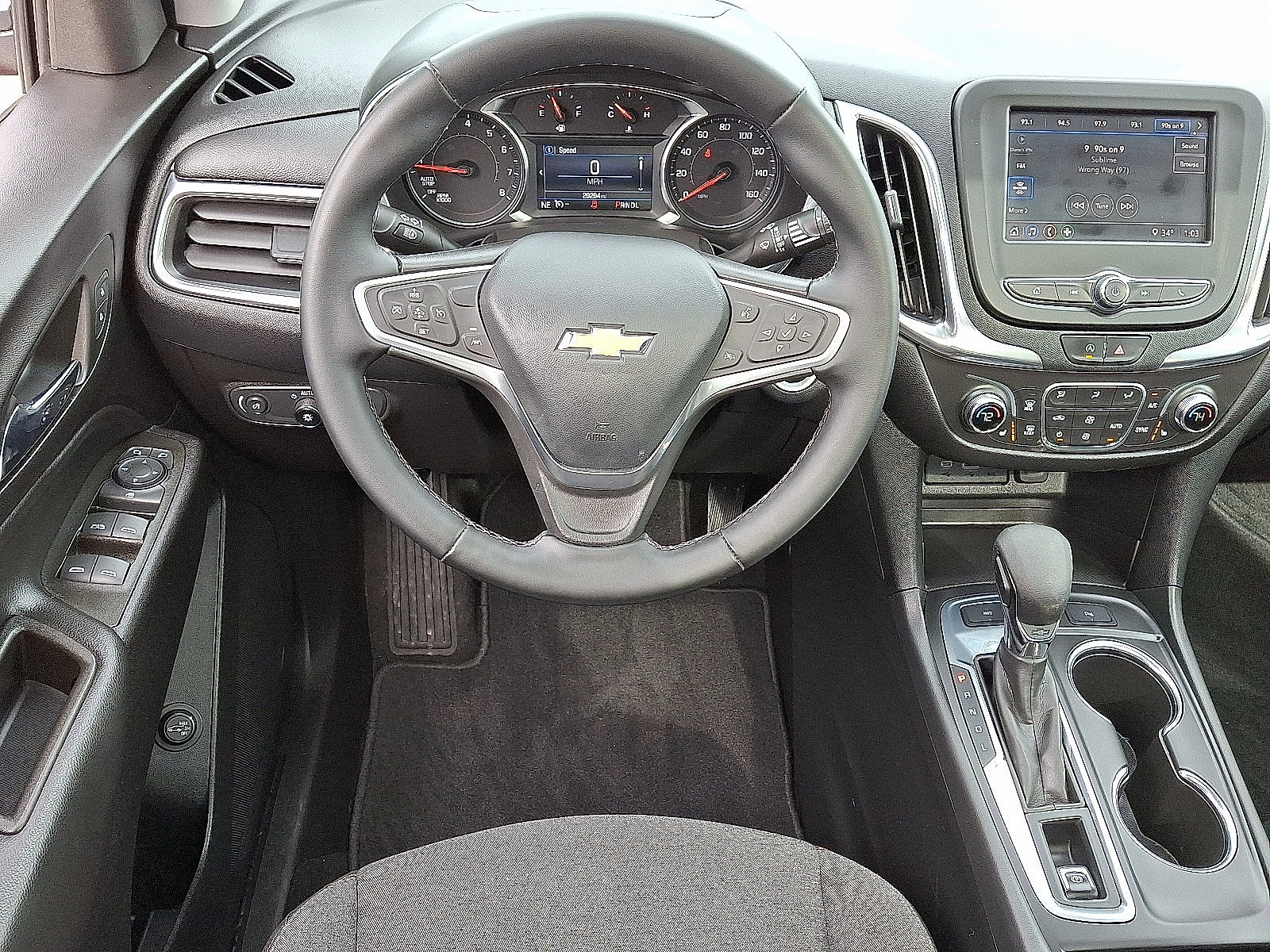 Used 2023 Chevrolet Equinox LT AWD/4WD image 12