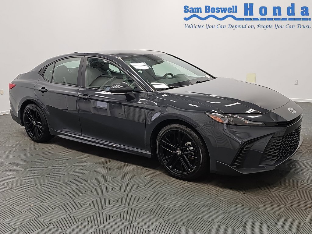 Used 2025 Toyota Camry SE