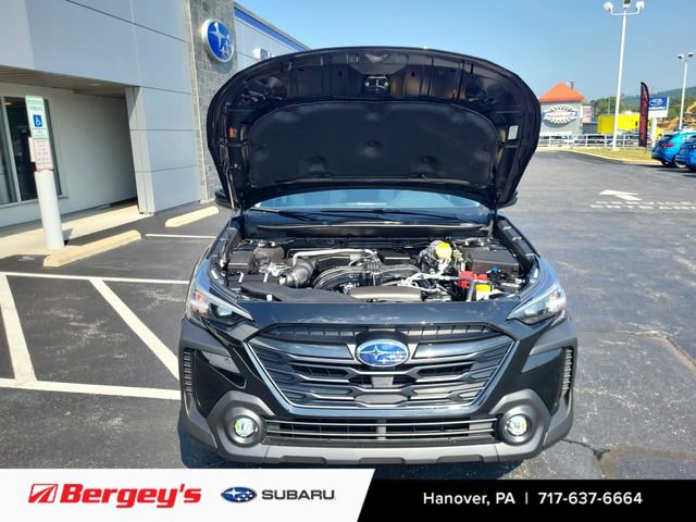 Used 2025 Subaru Outback Onyx Edition image 14