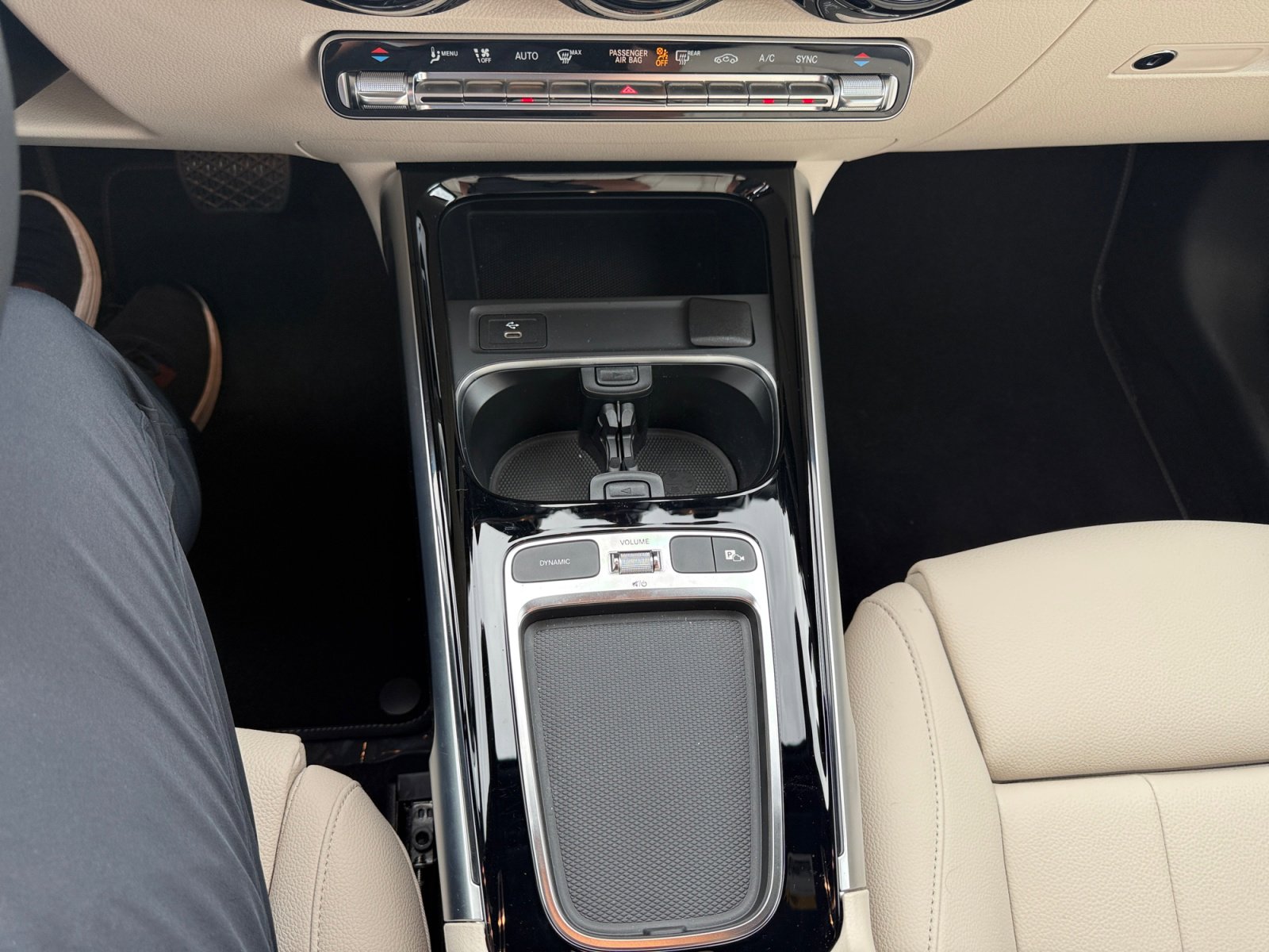 Certified 2026 Mercedes-Benz GLB 250 4MATIC image 13
