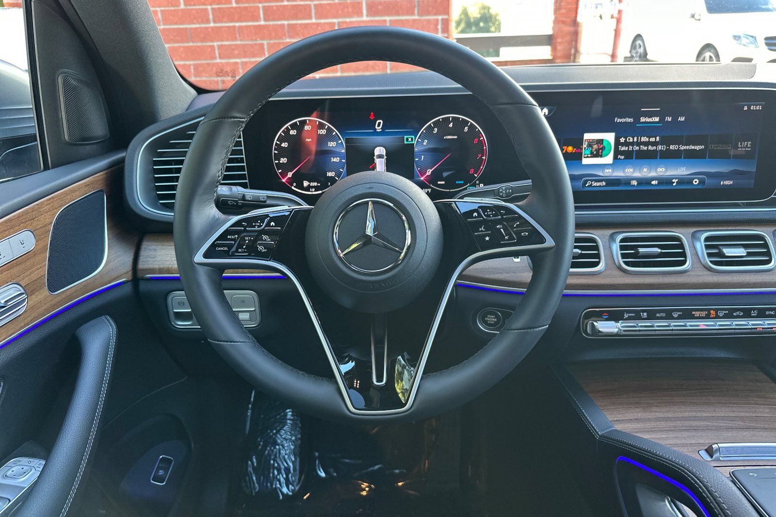 New 2025 Mercedes-Benz GLE 450 4MATIC image 14