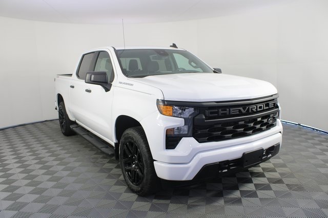 Used 2024 Chevrolet Silverado 1500 Custom image 24
