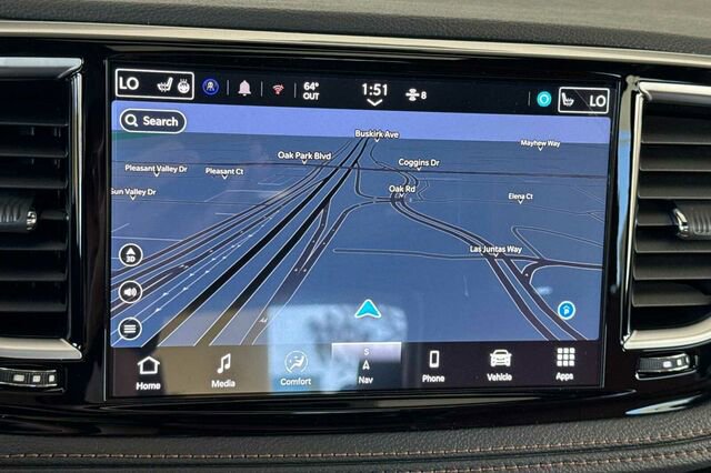 New 2026 Chrysler Pacifica Pinnacle image 18