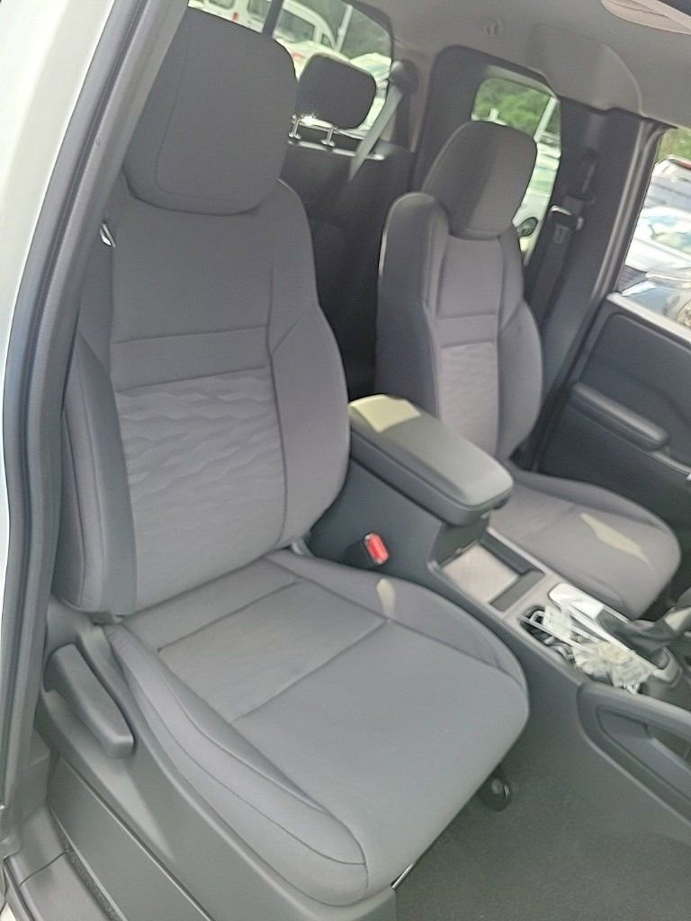 New 2026 Nissan Frontier S image 21