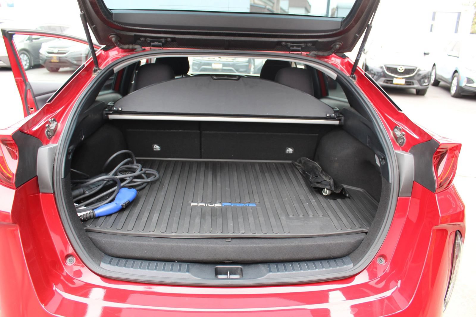 Used 2020 Toyota Prius Prime LE FWD image 29