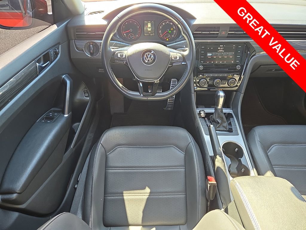 Used 2020 Volkswagen Passat 2.0T R-Line FWD image 11
