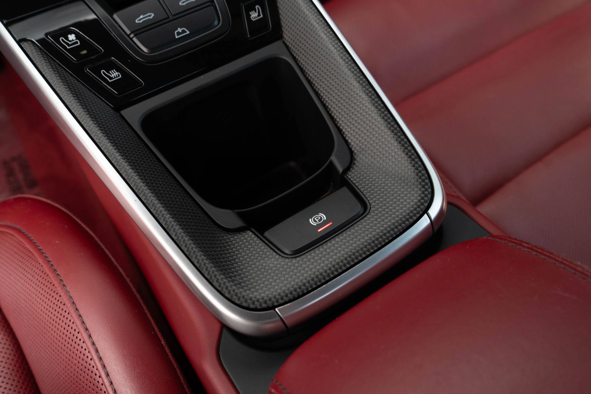 Used 2021 Porsche 911 Turbo image 58