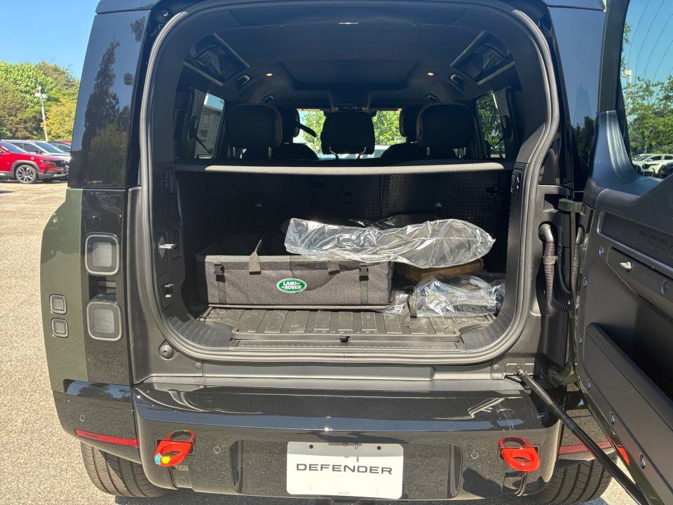 New 2026 Land Rover Defender 110 X AWD/4WD image 15