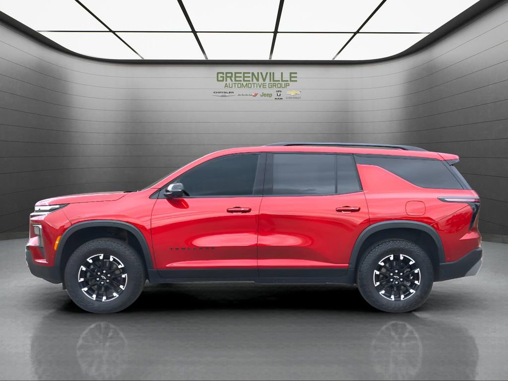 Used 2024 Chevrolet Traverse Z71 w/ Enhanced Driving Package image 3