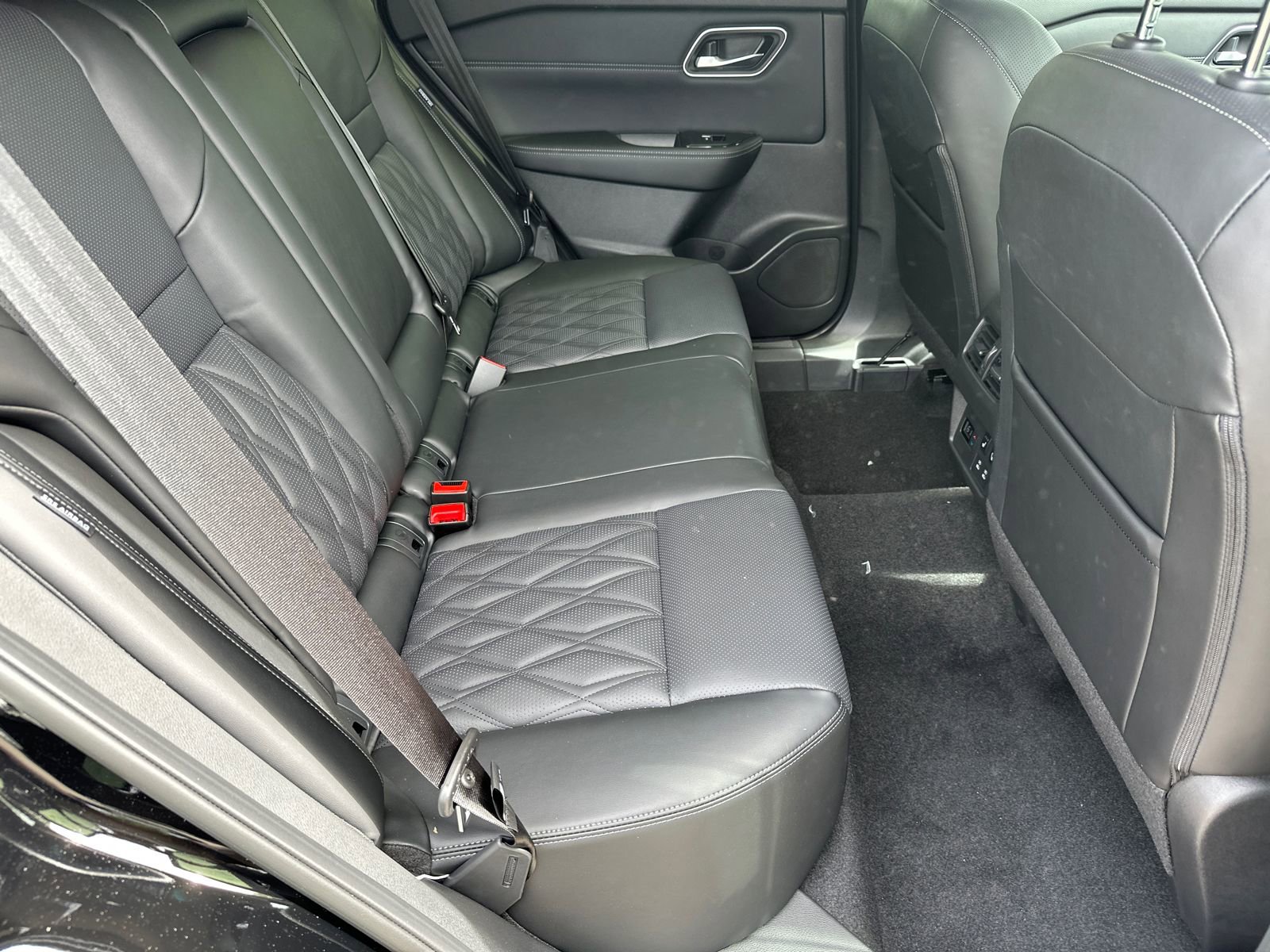 New 2026 Nissan Rogue Platinum w/ Tech Package image 13