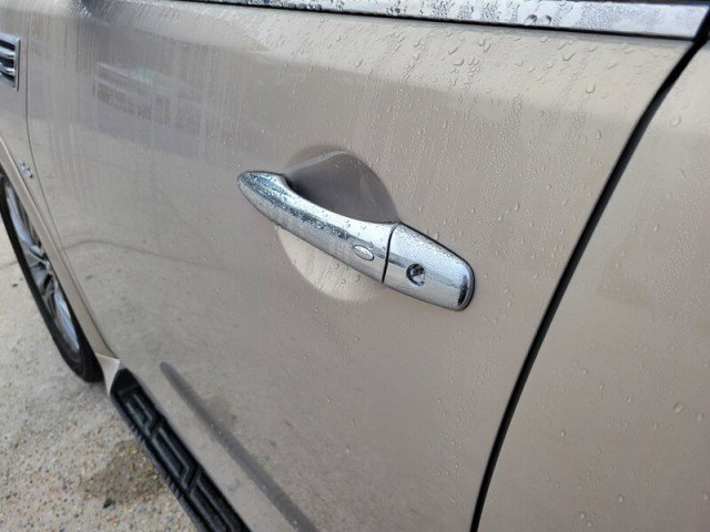 Used 2019 INFINITI QX80 Luxe w/ 22" Wheel Package image 7