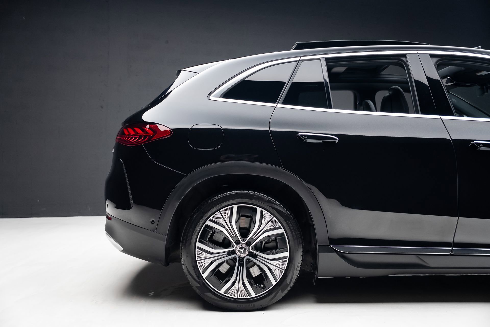 Used 2023 Mercedes-Benz EQE 350+ 4MATIC SUV image 37