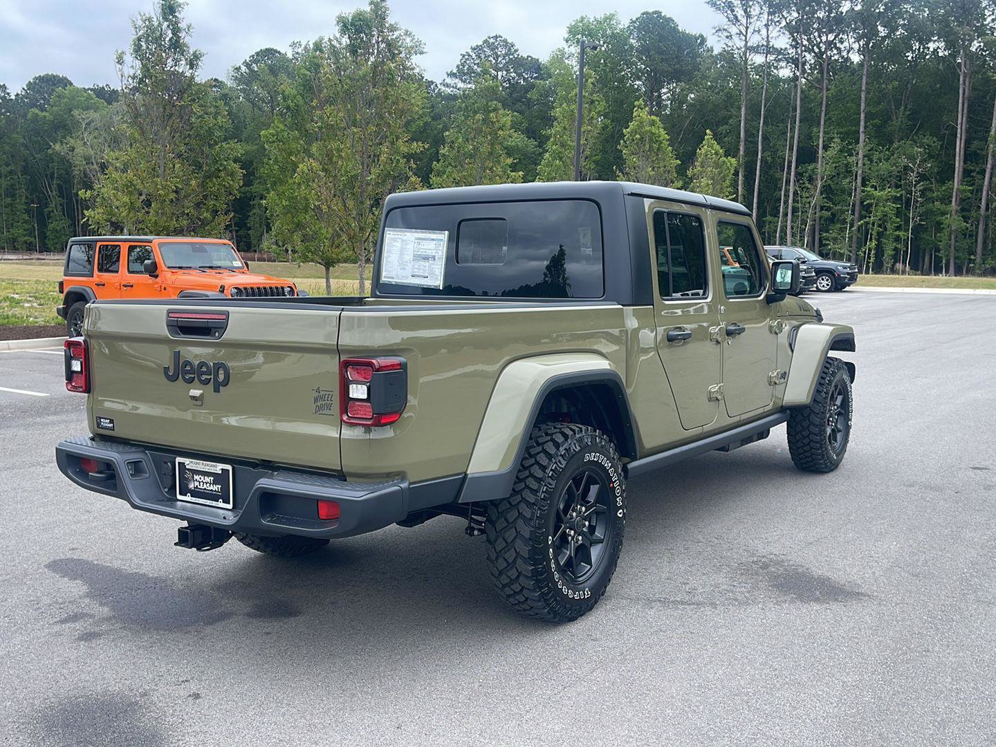 New 2026 Jeep Gladiator Sport AWD/4WD image 7