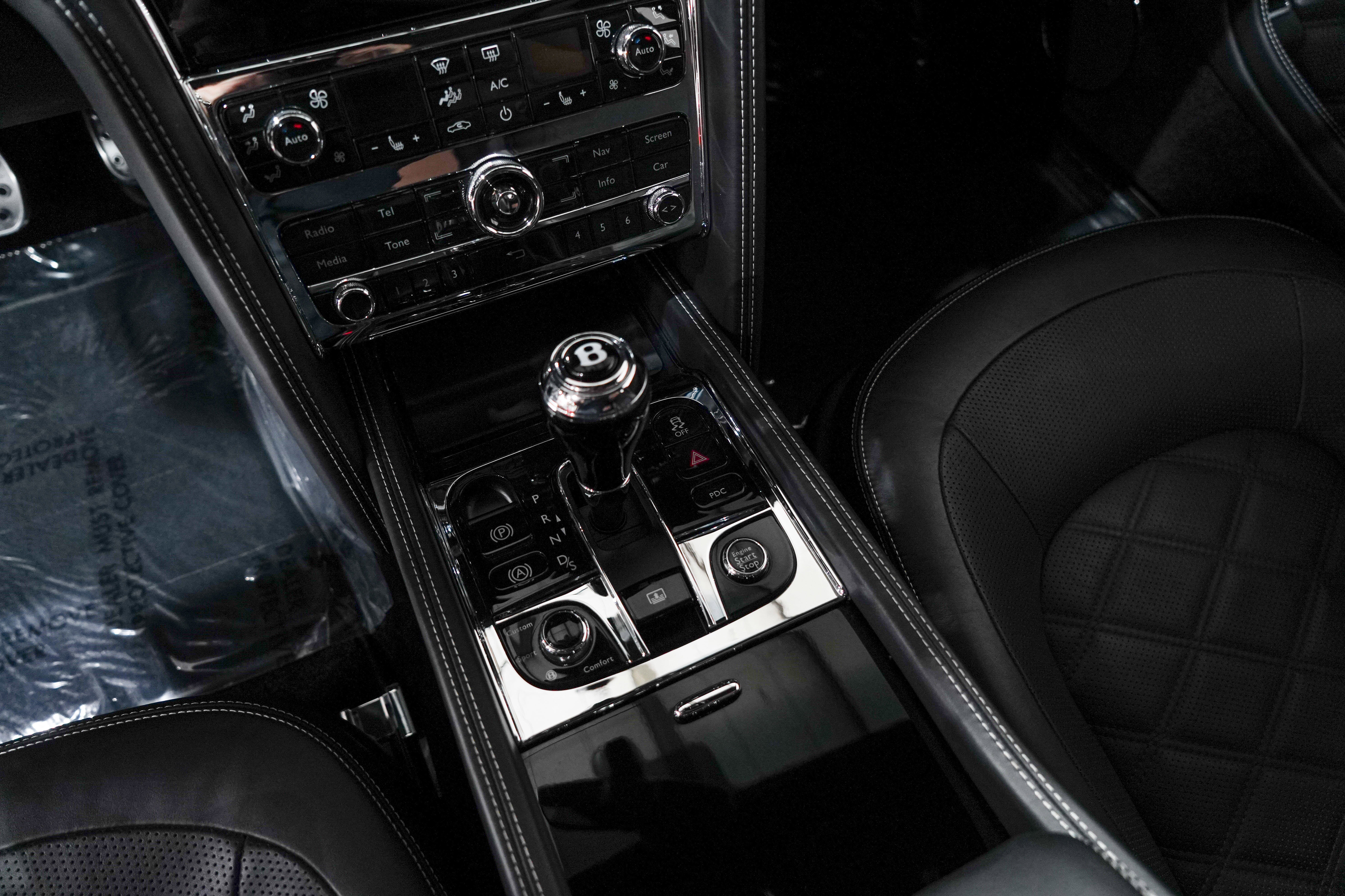 Used 2016 Bentley Mulsanne Speed RWD image 12
