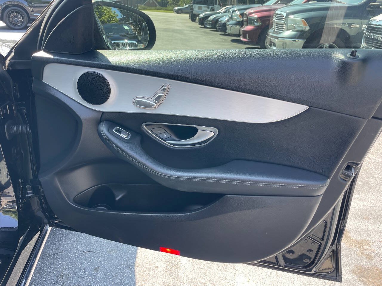 Used 2019 Mercedes-Benz C 300 Sedan w/ Premium Package image 24
