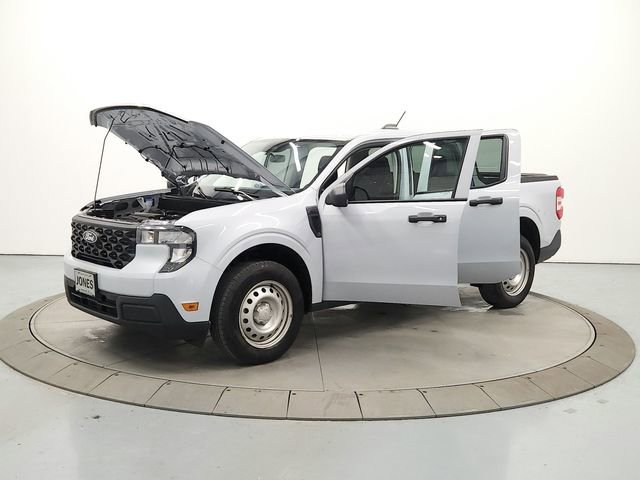 Used 2025 Ford Maverick XL w/ Equipment Group 102A image 11